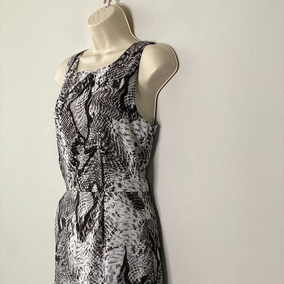 BB Dakota Sleeveless Snakeskin Print Sheath Dress "Vickie' Gray White Sz Medium - Picture 5 of 9
